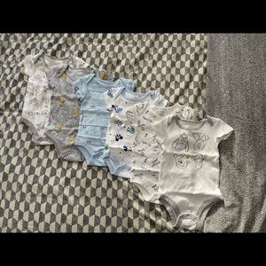 0-3 month baby clothes
